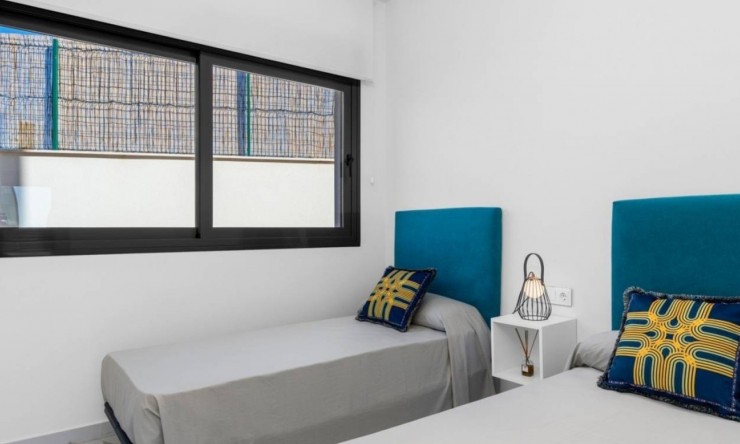 Reventa - Apartamento -
San Miguel de Salinas