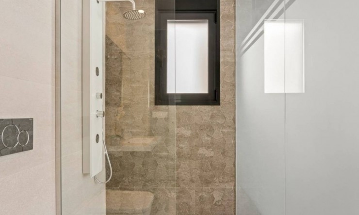 Reventa - Apartamento -
San Miguel de Salinas