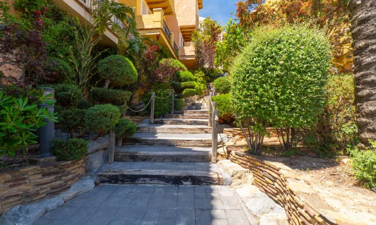 Resale - Apartment -
Altea - Altea Hills
