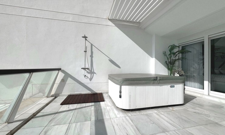 Herverkoop - Appartement -
Altea