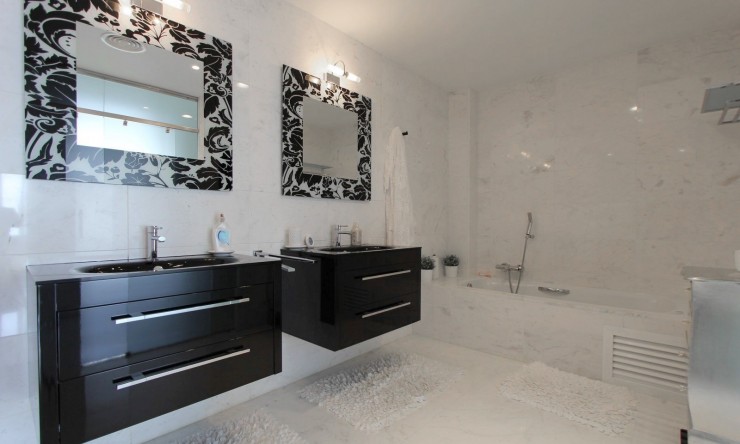 Herverkoop - Appartement -
Altea