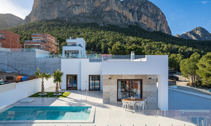 New Build - detached -
Polop
