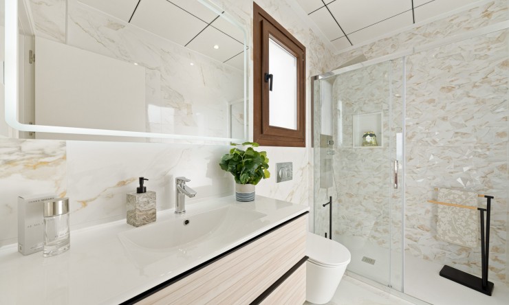 New Build - detached -
Polop