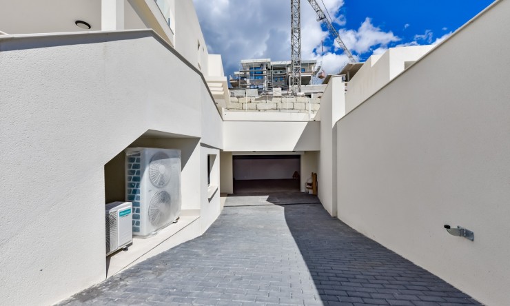 Neue Gebäude - Villa -
Finestrat