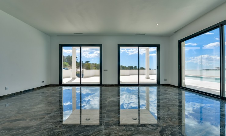 Neue Gebäude - Villa -
Finestrat