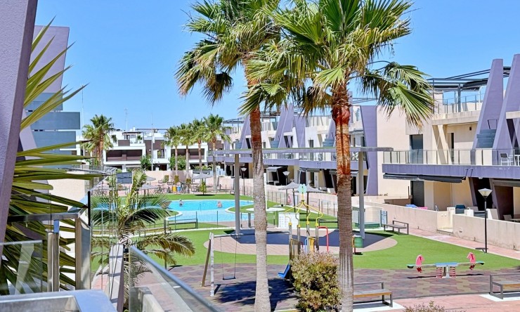Resale - Apartment -
Torre de la Horadada
