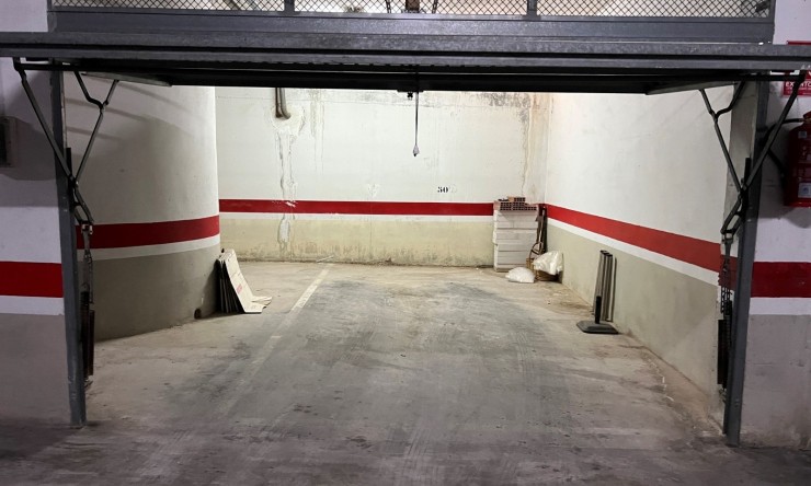 Resale - Apartment -
Albir