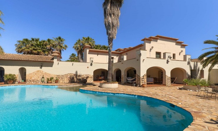 Resale - Villa -
Ondara