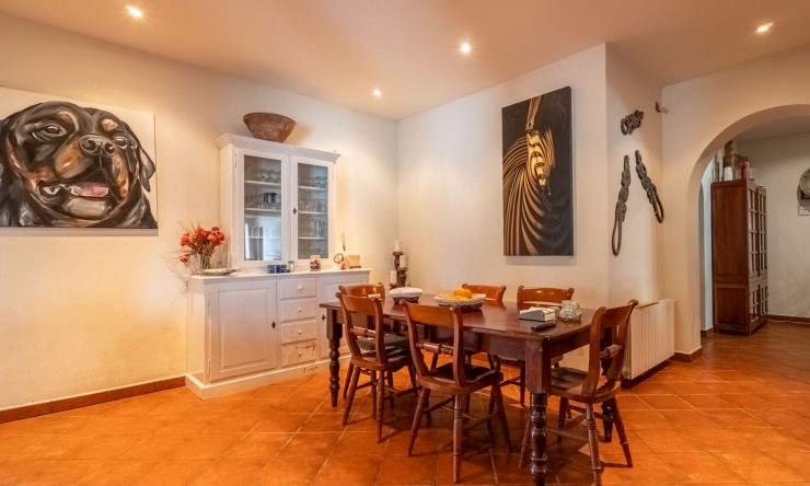 Resale - Villa -
Ondara