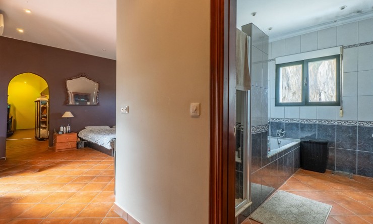 Resale - Villa -
Ondara