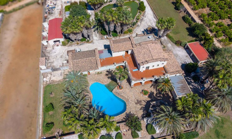 Resale - Villa -
Ondara