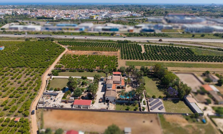 Resale - Villa -
Ondara