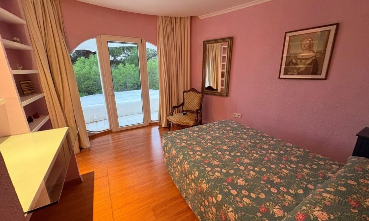 Herverkoop -  -
Altea - La Vieja