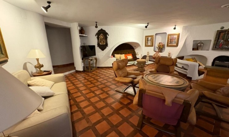 Herverkoop -  -
Altea - La Vieja