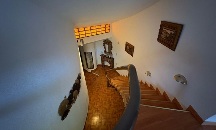 Herverkoop -  -
Altea - La Vieja