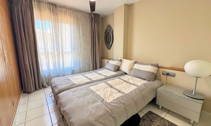 Resale - Apartment -
Albir