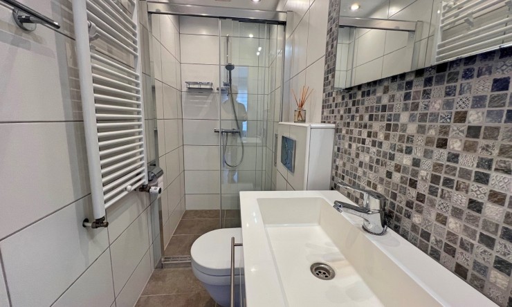 Resale - Apartment -
Albir