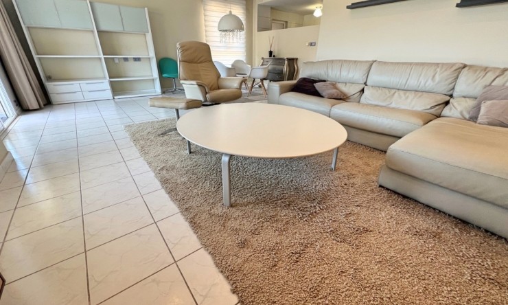 Resale - Apartment -
Albir