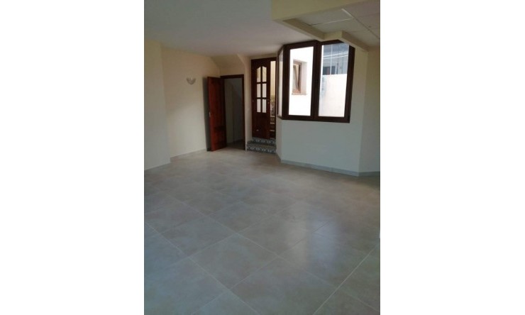 Herverkoop - Herenhuis -
Altea - Altea La Vella