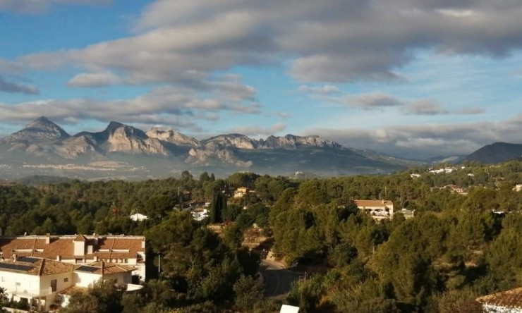 Herverkoop - Herenhuis -
Altea - Altea La Vella