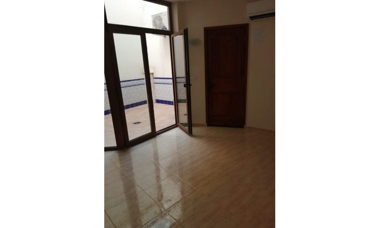 Herverkoop - Herenhuis -
Altea - Altea La Vella