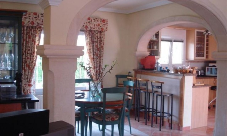 Herverkoop - Villa -
Calpe - Partida Garduix