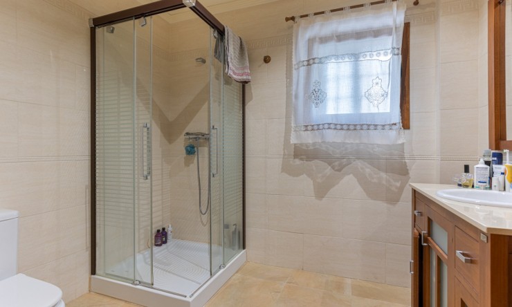 Resale - Detached Villa -
Los Montesinos - La Herrada