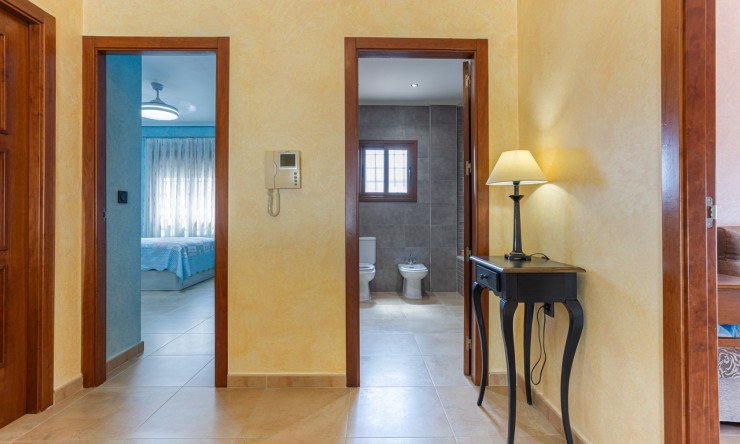 Resale - Detached Villa -
Los Montesinos - La Herrada