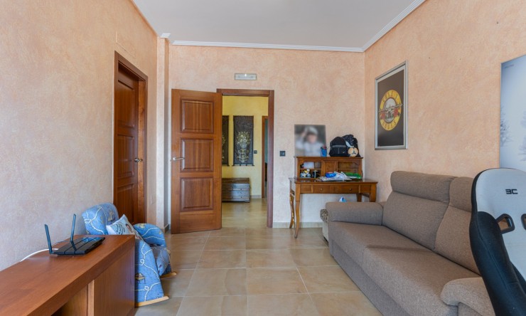 Resale - Detached Villa -
Los Montesinos - La Herrada