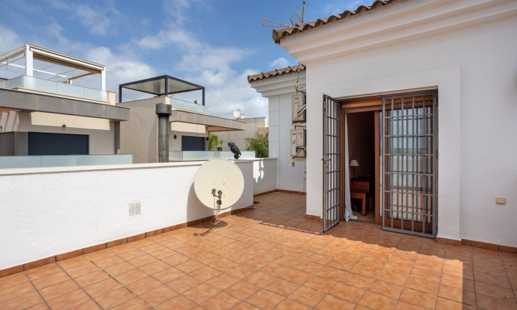 Resale - Detached Villa -
Los Montesinos - La Herrada