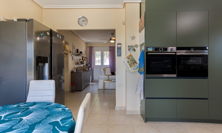 Resale - Detached Villa -
La Zarza