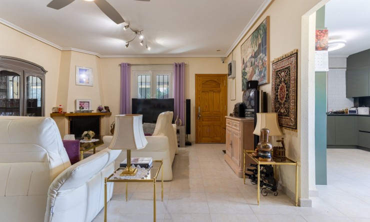 Resale - Detached Villa -
La Zarza
