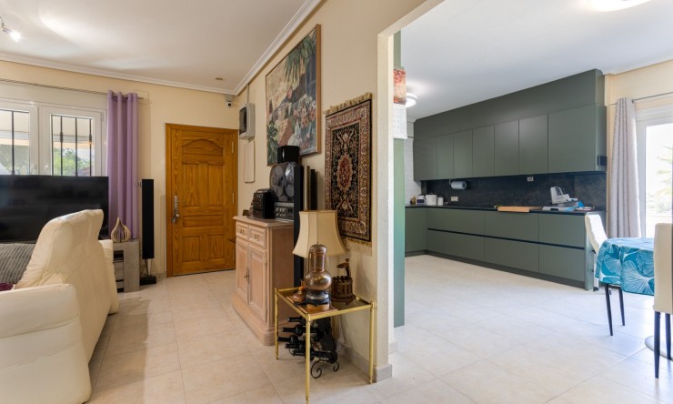 Resale - Detached Villa -
La Zarza