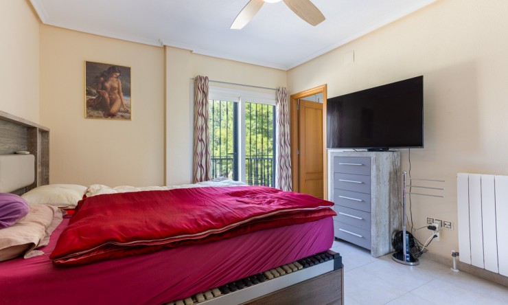 Resale - Detached Villa -
La Zarza