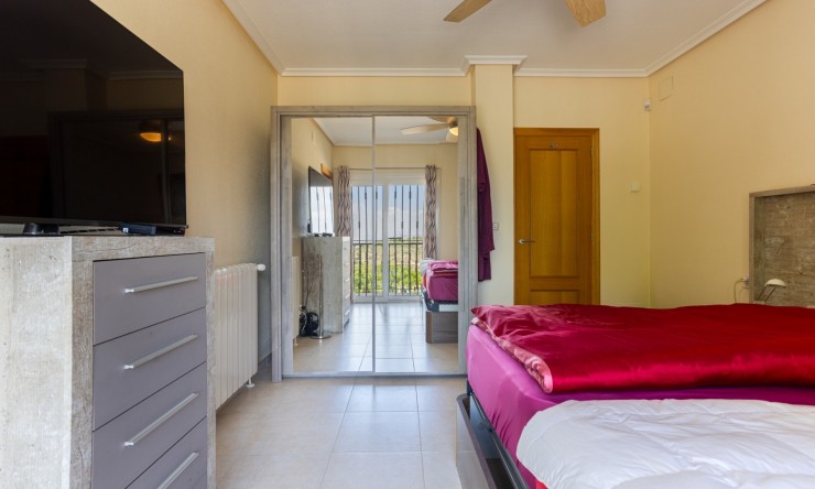 Resale - Detached Villa -
La Zarza