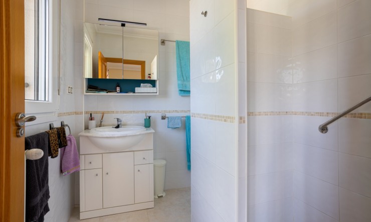 Resale - Detached Villa -
La Zarza