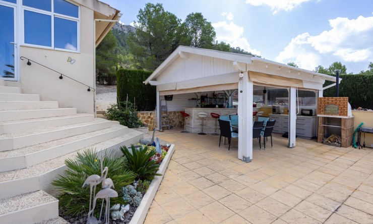 Resale - Detached Villa -
La Zarza