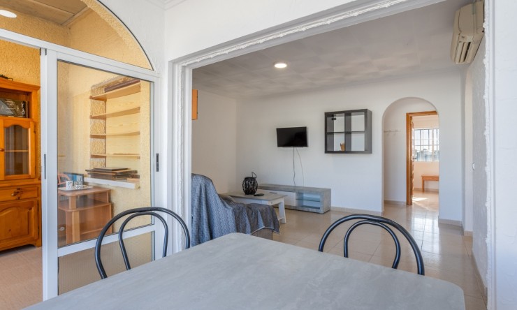 Resale - Detached Villa -
Torrevieja - Urbanización San Luis