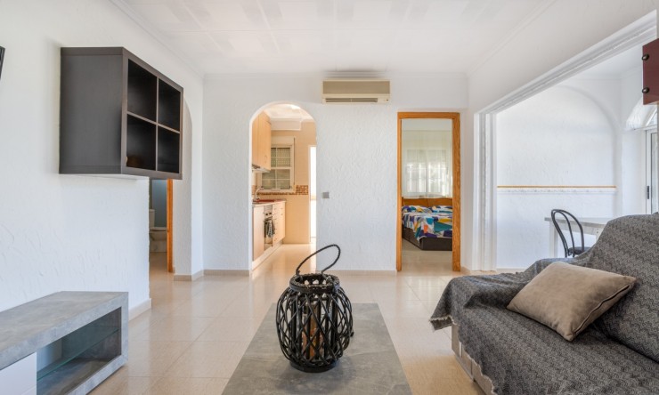 Resale - Detached Villa -
Torrevieja - Urbanización San Luis