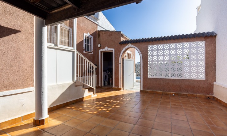 Resale - Detached Villa -
Torrevieja - Urbanización San Luis