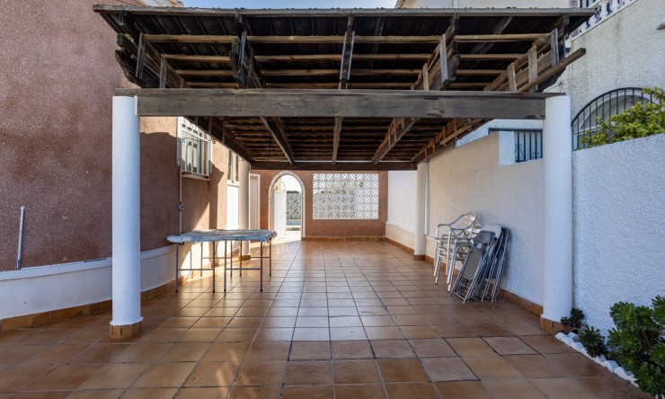Resale - Detached Villa -
Torrevieja - Urbanización San Luis