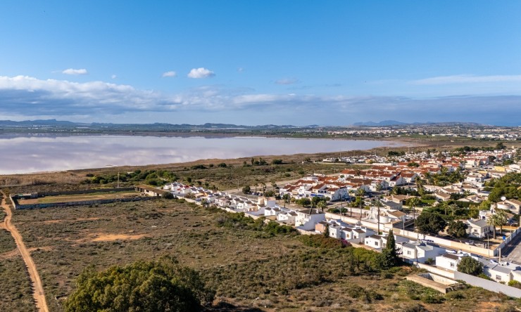 Resale - Detached Villa -
Torrevieja - Urbanización San Luis