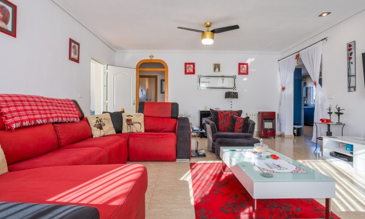 Resale - Finca - Country Property -
La Zarza