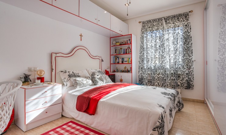 Resale - Finca - Country Property -
La Zarza