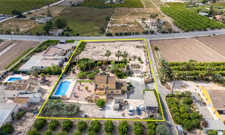 Resale - Detached Villa -
Elche - La Hoya