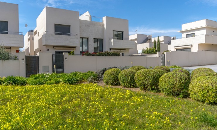 Wiederverkauf - Wohnung -
Orihuela - Orihuela Costa