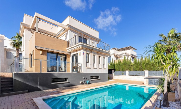 Wiederverkauf - Villa -
Orihuela Costa - La Zenia