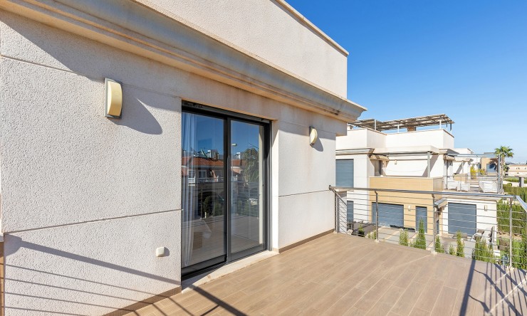 Wiederverkauf - Villa -
Orihuela Costa - La Zenia
