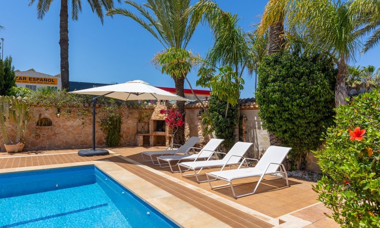 Resale - Villa -
Orihuela Costa - Punta Prima