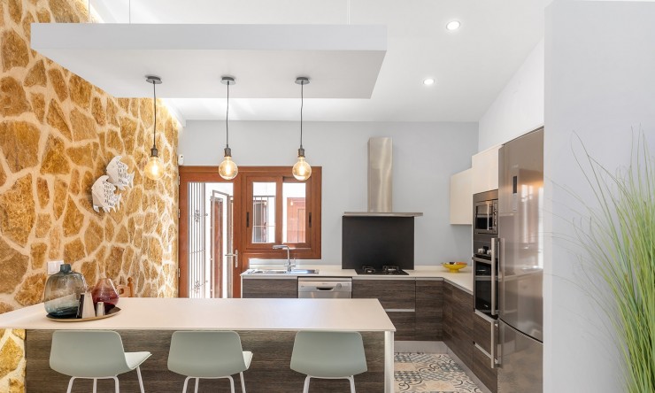 Resale - Villa -
Orihuela Costa - Punta Prima
